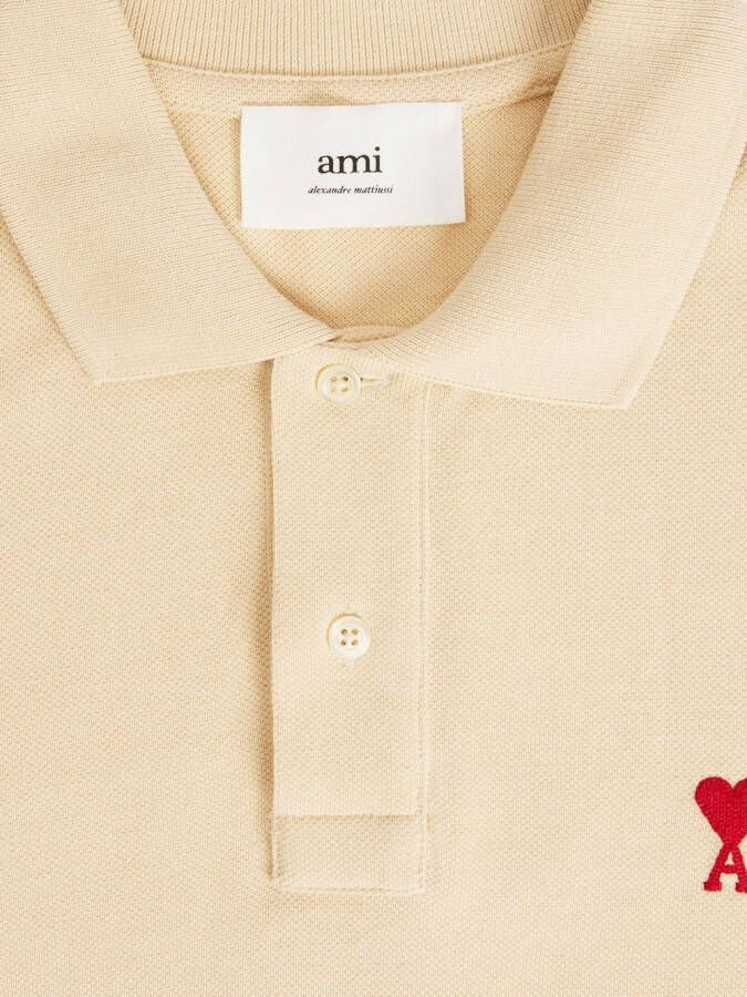 AMI Paris Poloshirt met borduurwerk Beige