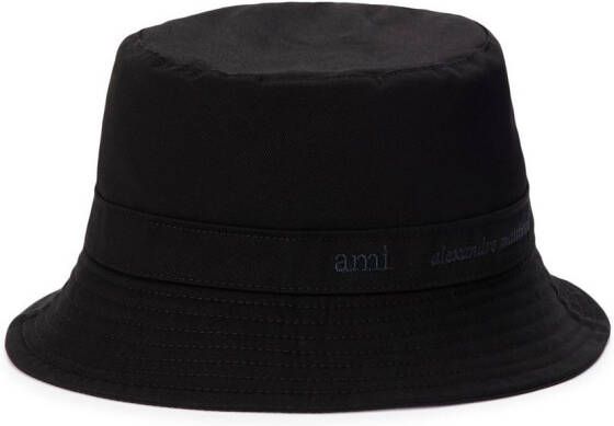 AMI Paris Vissershoed met logoplakkaat Zwart