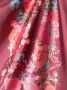 Aspinal Of London Sjaal met bloemenprint Rood - Thumbnail 3