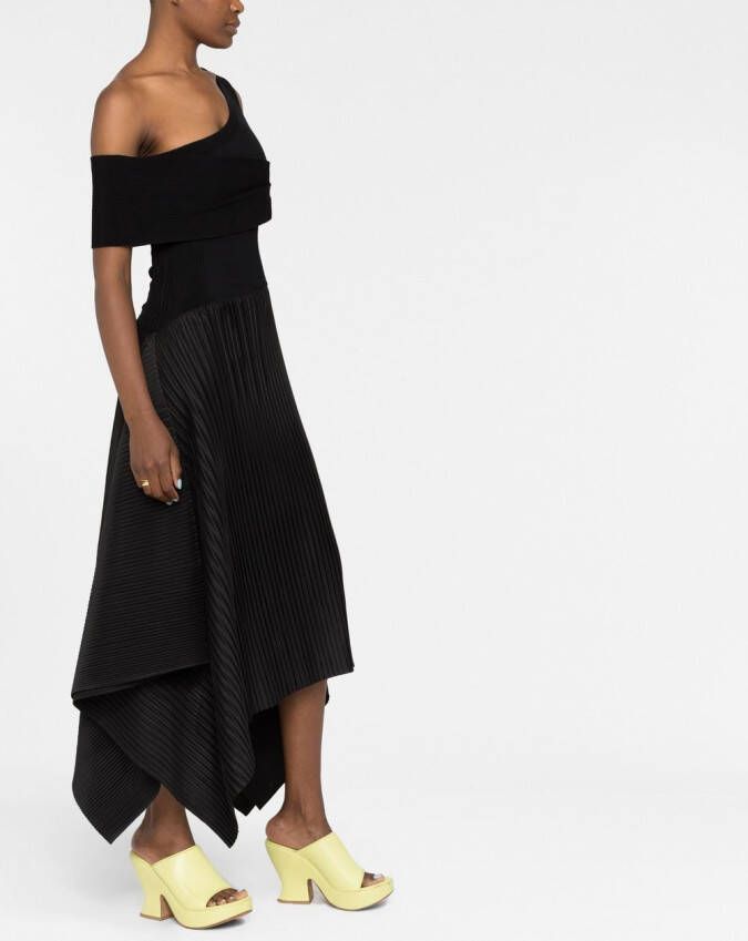 AZ FACTORY Asymmetrische maxi-jurk Zwart