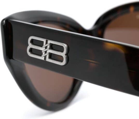 Balenciaga Eyewear Zonnebril met cat-eye montuur Bruin