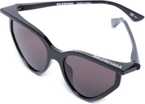 Balenciaga Eyewear Rim zonnebril met kattenoog montuur Zwart