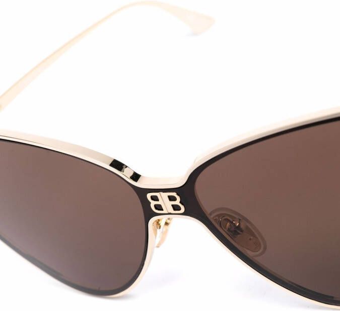 Balenciaga Eyewear Shield 2.0 zonnebril met cat-eye montuur Goud