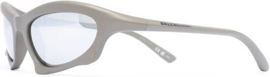 Balenciaga Eyewear Zonnebril met cat-eye montuur Grijs