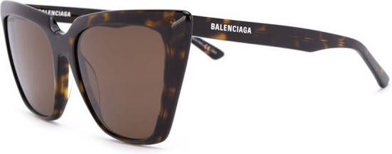 Balenciaga Eyewear Zonnebril met kattenoog montuur Bruin