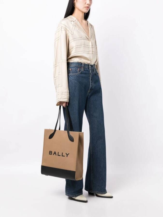 Bally Shopper met logoprint Bruin