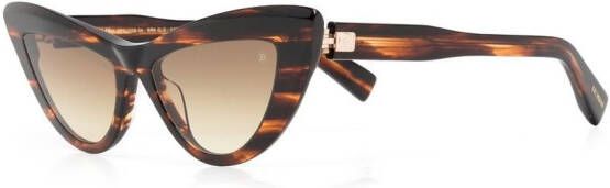 Balmain Eyewear Jolie cat-eye zonnebril Bruin