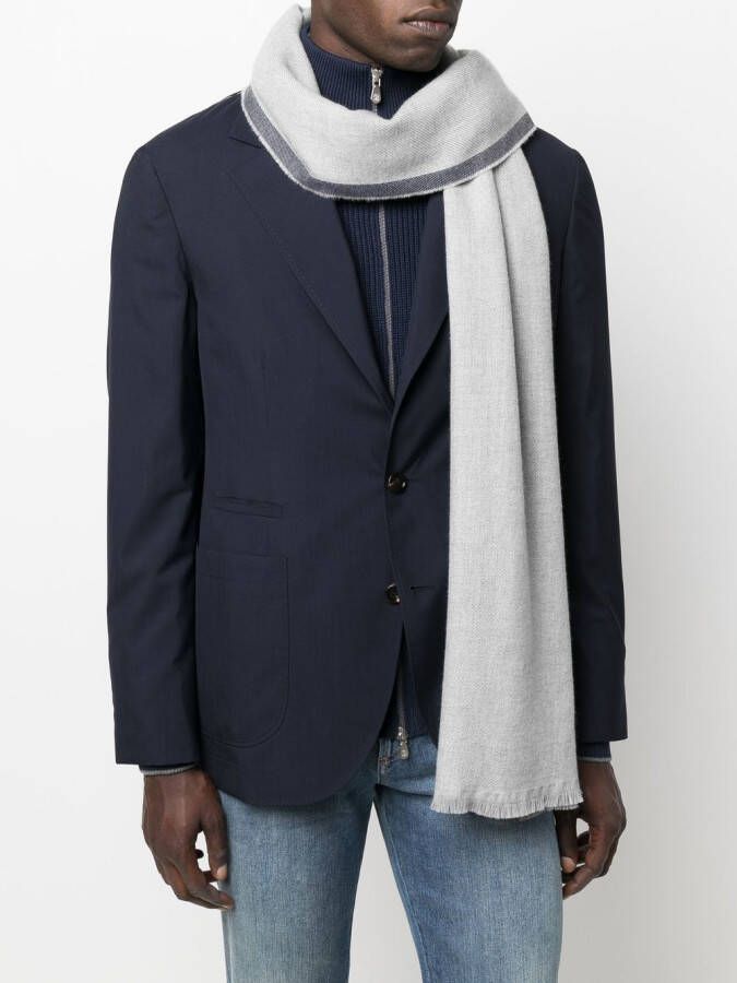 Brunello Cucinelli Sjaal met franje afwerking Grijs