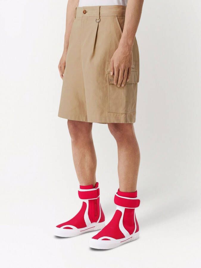 Burberry Shorts met geborduurd logo Beige