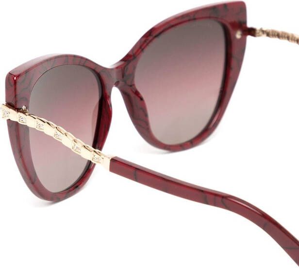 Bvlgari Zonnebril met cat-eye montuur Bruin