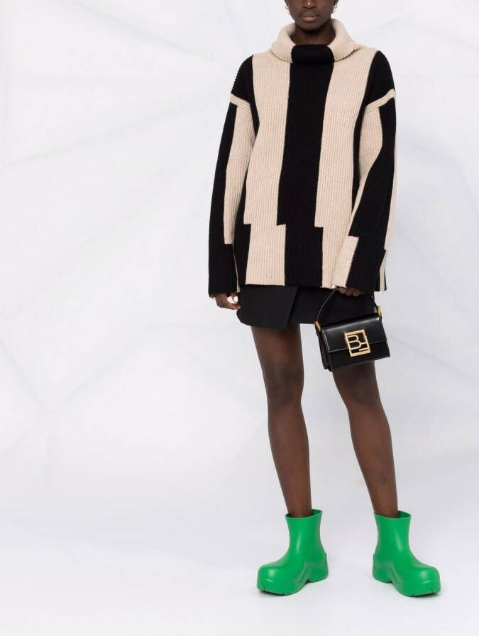 BY FAR Fran shopper met logoplakkaat Zwart
