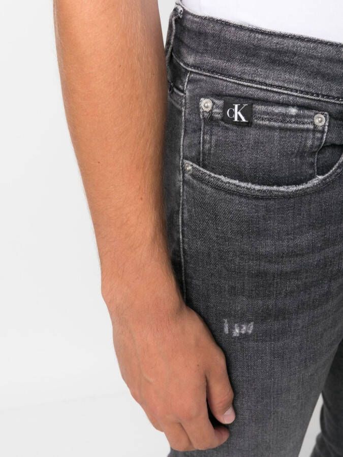 Calvin Klein Jeans distressed slim-fit jeans Grijs