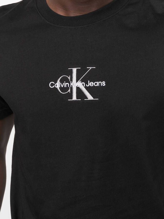 Calvin Klein Jeans T-shirt met geborduurd logo Zwart