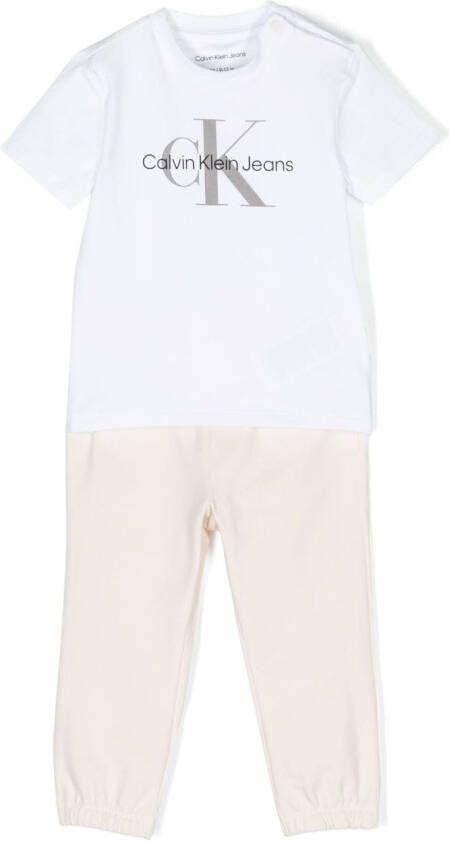 Calvin Klein Kids Drie trainingspakken met logoprint Beige