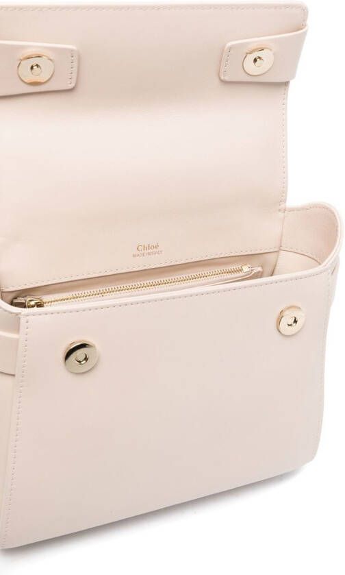Chloé Shopper met logo-reliëf Beige