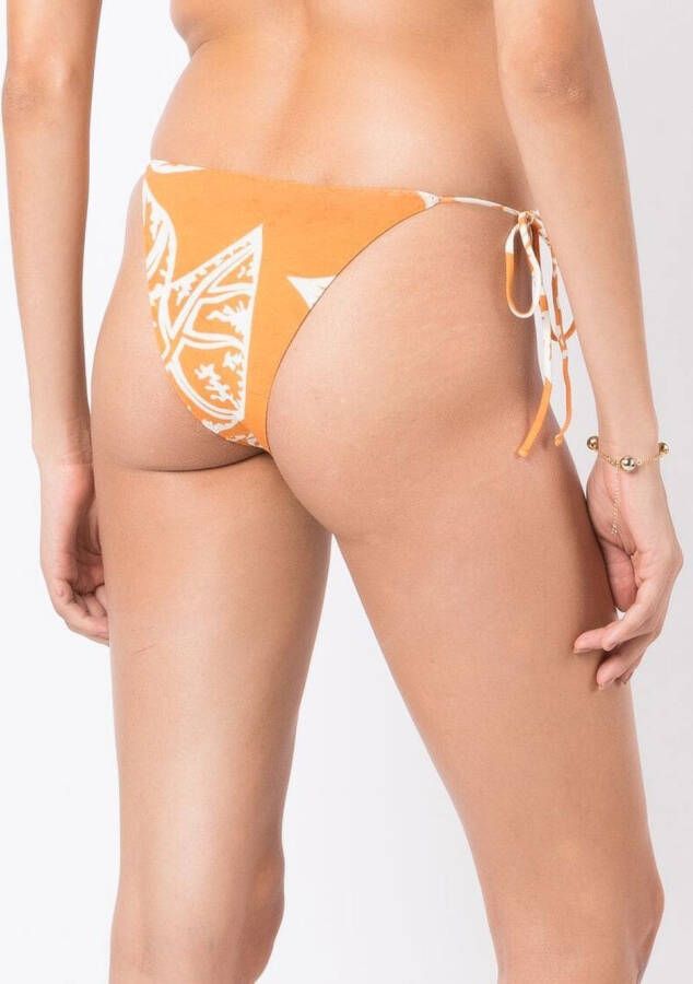 Clube Bossa Bikinislip met bladprint Oranje