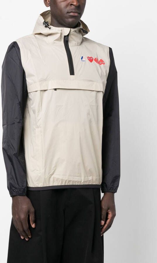 Comme Des Garçons Play Jack met capuchon Beige