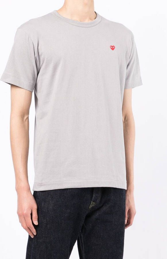 Comme Des Garçons Play T-shirt met hartpatch Grijs
