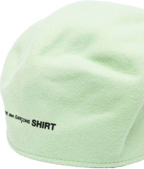 Comme Des Garçons Shirt Bakerboy pet met logo Groen