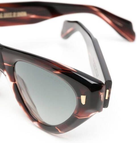 Cutler & Gross Zonnebril met cat-eye montuur Bruin