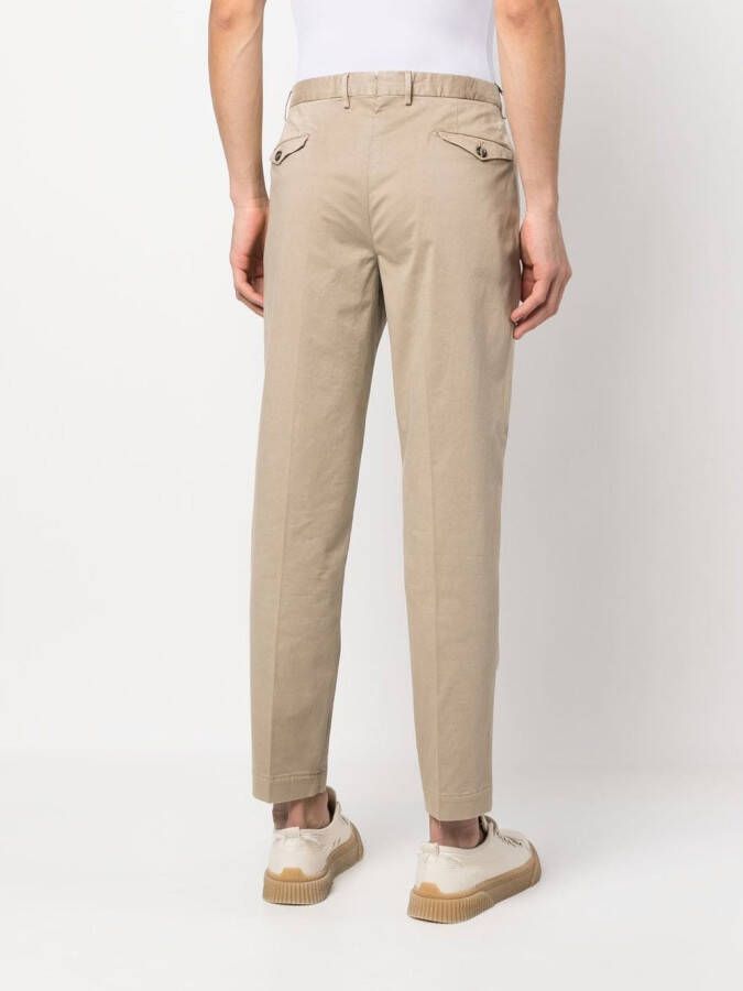 Dell'oglio Chino met geplooid detail en toelopende pijpen Beige
