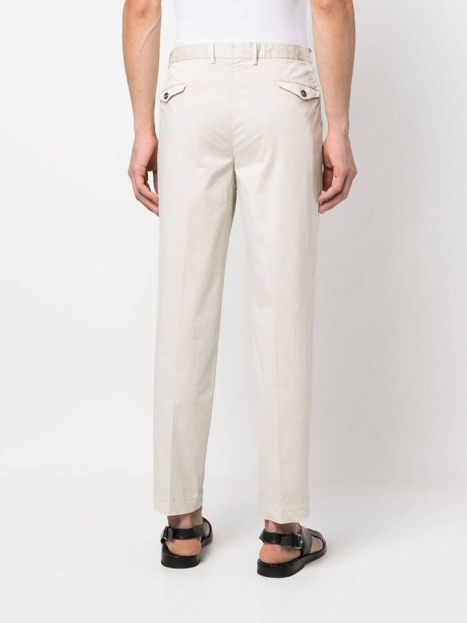 Dell'oglio Chino met geplooid detail en toelopende pijpen Beige