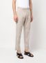Dell'oglio Chino met geplooid detail en toelopende pijpen Beige - Thumbnail 3