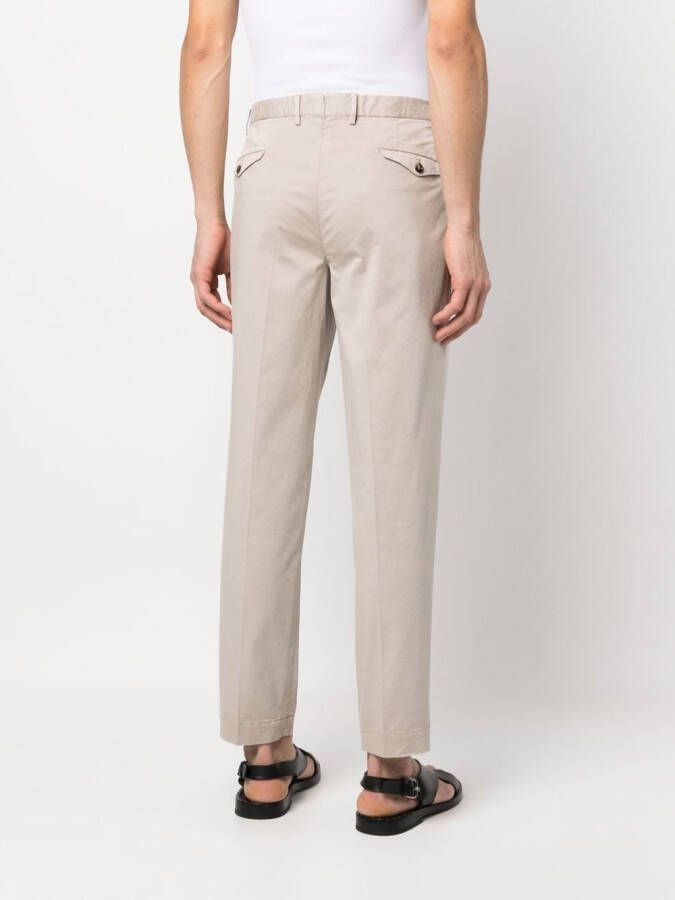 Dell'oglio Chino met geplooid detail en toelopende pijpen Beige