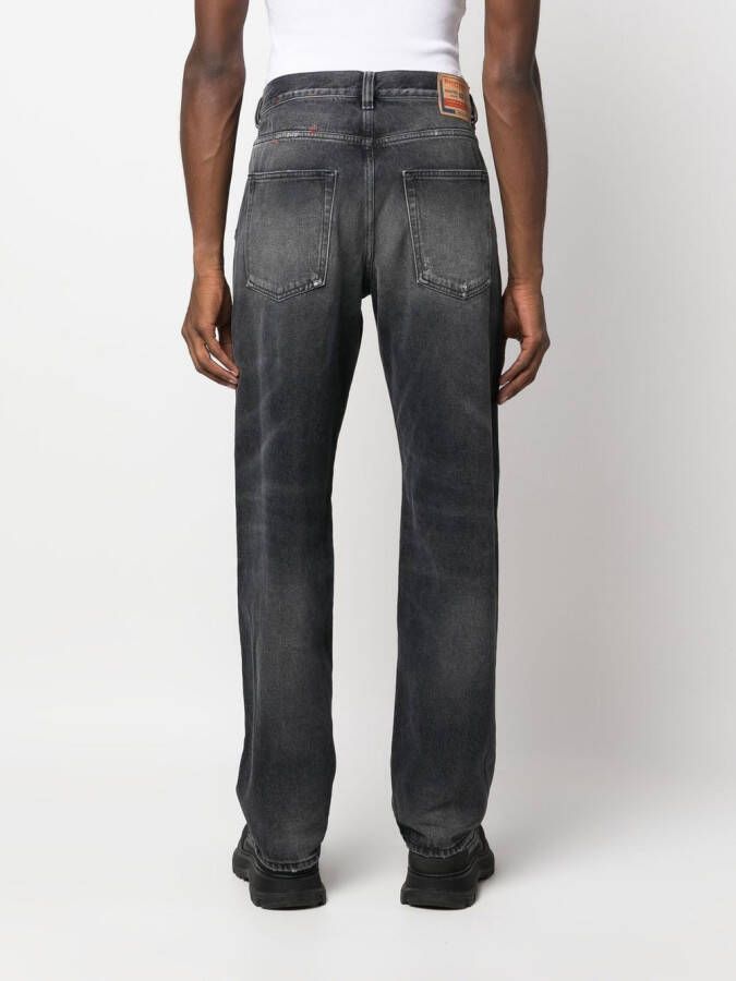 Diesel 2010 D-Macs 007J5 straight jeans Zwart