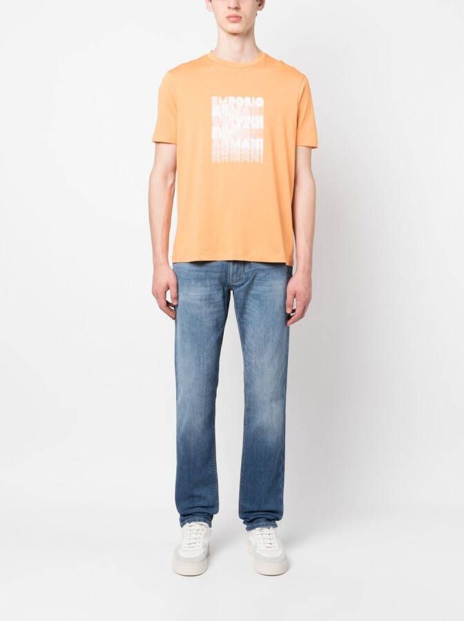 Emporio Armani T-shirt met logoprint Oranje