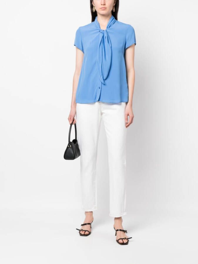 Emporio Armani T-shirt met gestrikte hals Blauw