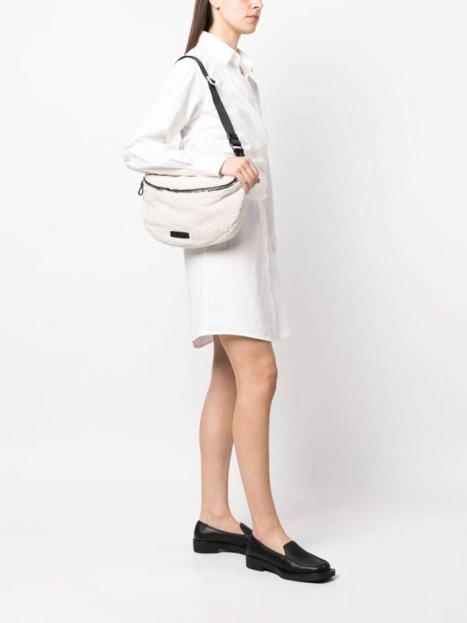 Fabiana Filippi Bucket-tas met imitatie lamswol Beige