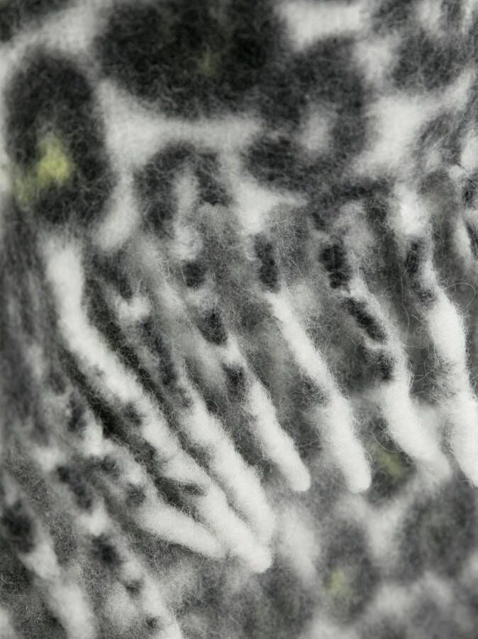 Faliero Sarti Sjaal met luipaardprint Wit