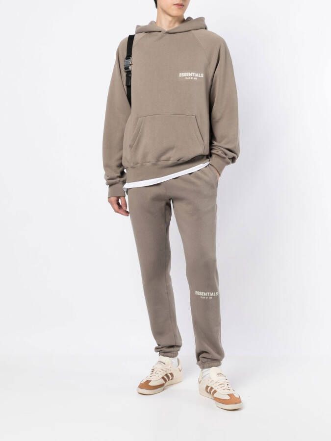FEAR OF GOD ESSENTIALS Hoodie met logoprint Bruin