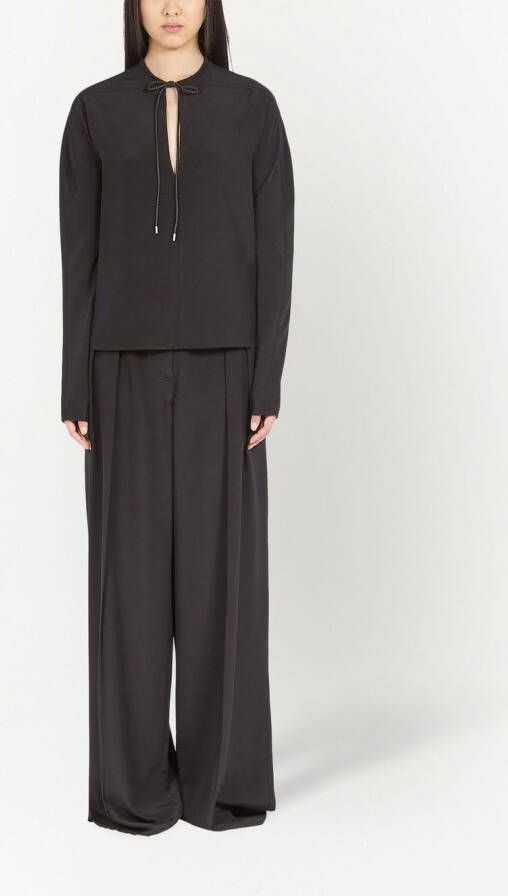 Ferragamo Blouse met gestrikte hals Zwart
