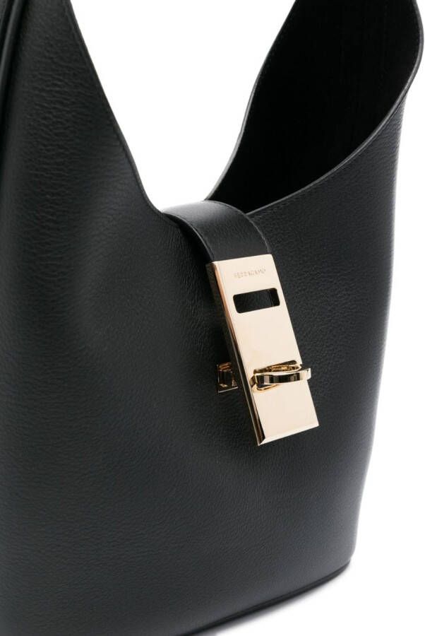 Ferragamo Schoudertas met gegraveerd logo Zwart