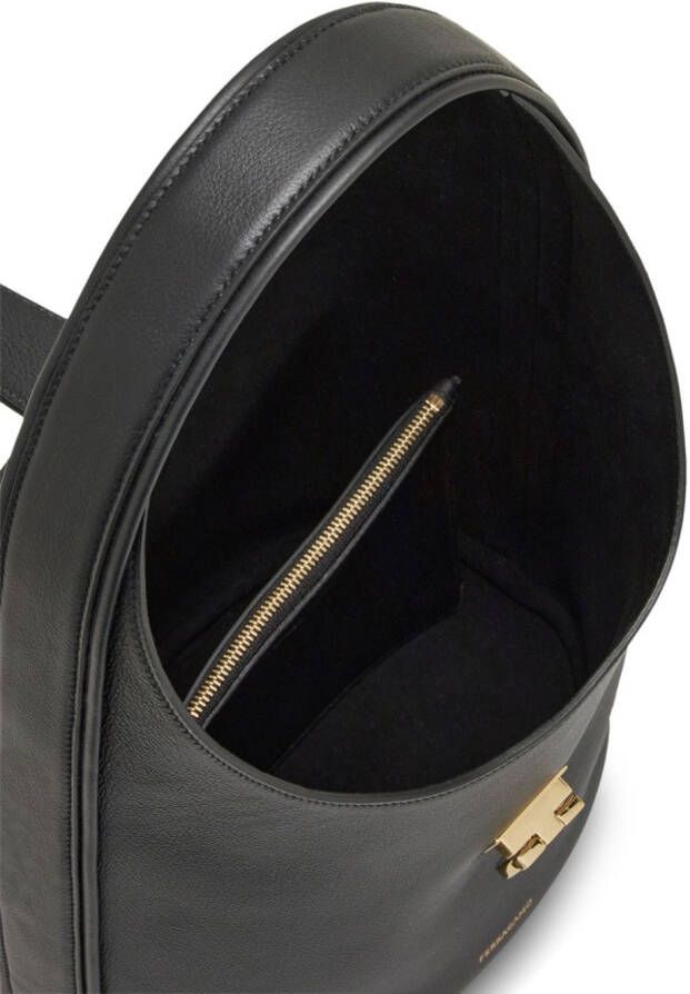Ferragamo Gancini hobo tas met gesp Zwart