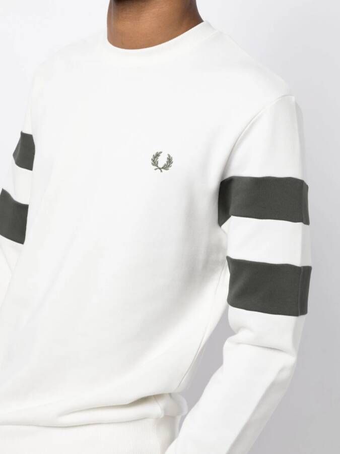 Fred Perry Sweater met geborduurd logo Wit