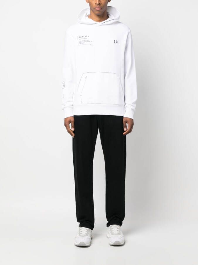 Fred Perry x GATE194 hoodie met print Wit
