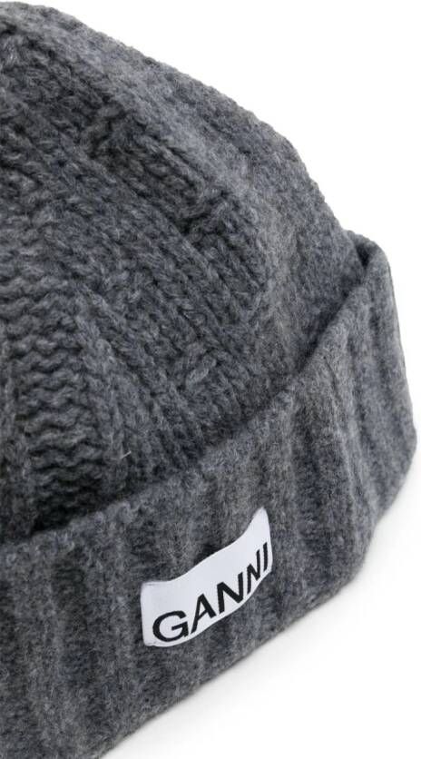 GANNI Muts met logopatch Grijs