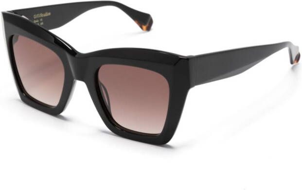GIGI STUDIOS Gioia zonnebril met cat-eye montuur Zwart