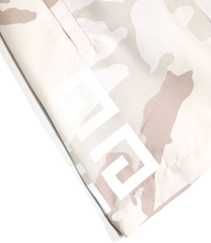 Givenchy Kids Zwembroek met camouflageprint Beige