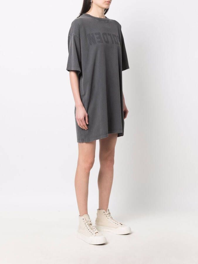 Golden Goose T-shirtjurk met logoprint Grijs