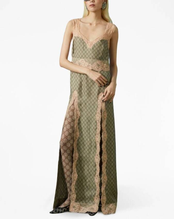 Gucci Zijden jurk met GG Supreme print Beige