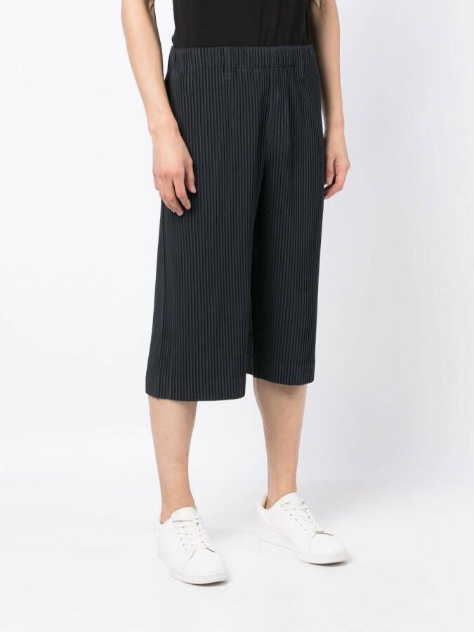 Homme Plissé Issey Miyake Geplooide shorts Zwart