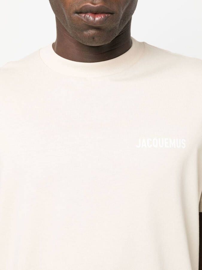 Jacquemus T-shirt met logoprint Beige