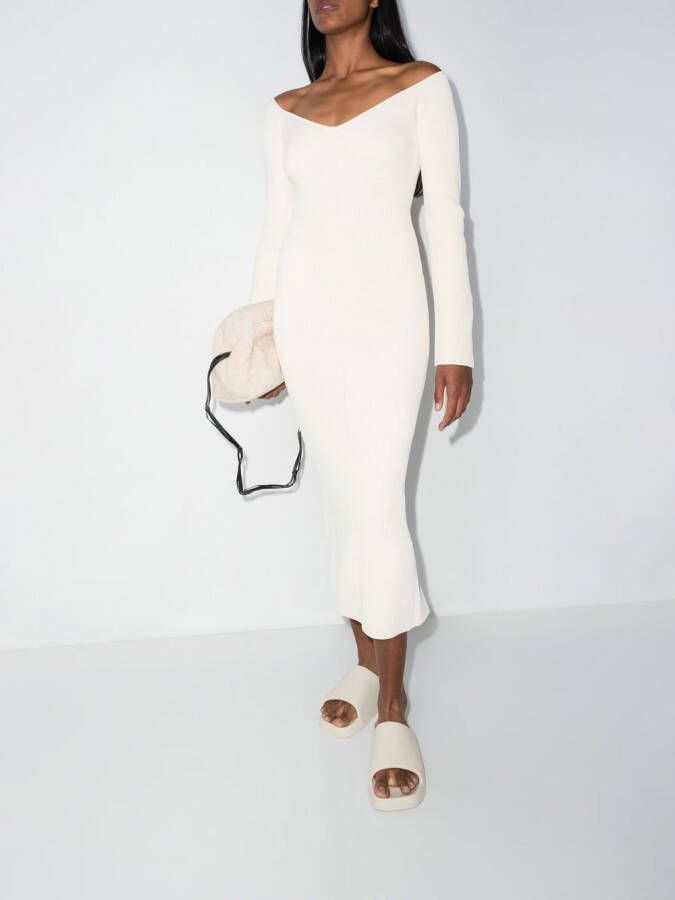 KHAITE Ribgebreide midi-jurk Beige