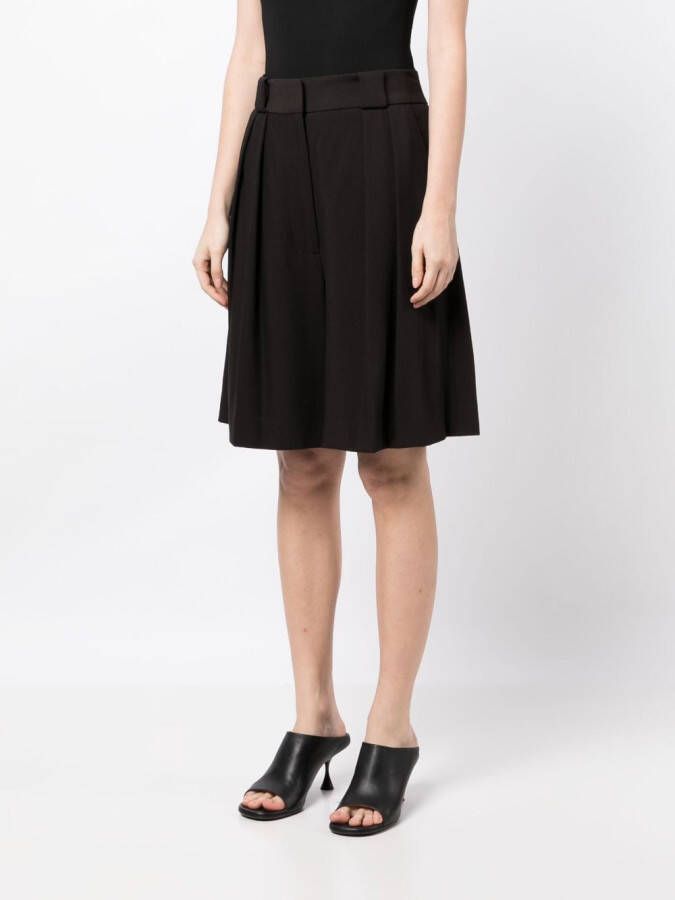 KHAITE Shorts met wijde pijpen Bruin