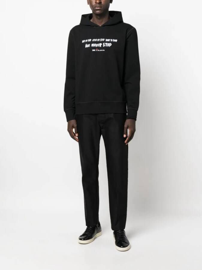 Kiton Hoodie met tekst Zwart