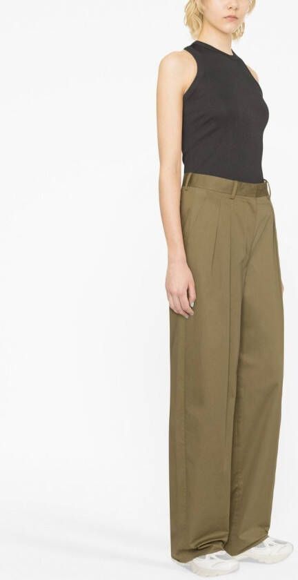 Low Classic Top met ronde hals Grijs